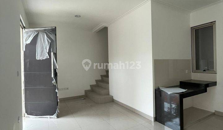 Rumah 2 Lantai Baru di Pantai Indah Kapuk, Jakarta Utara 1