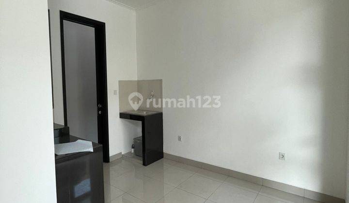 Disewakan  Rumah Semi Furnished Baru di Cluster Nashville PIK2, Pantai Indah Kapuk 2 2