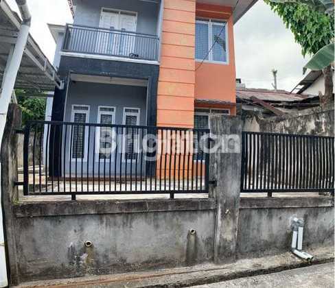 Rumah Sederhana 2 Lt Letak Strategis Di Jalan Lkmd 