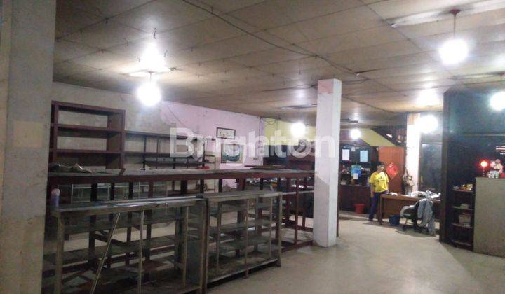 RUKO 2 PINTU STRATEGIS DI PINGGIR JALAN A YANI 2