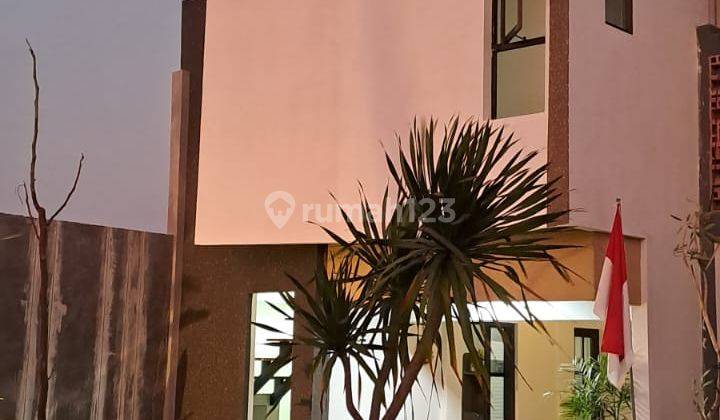 Dijual Rumah Cantik Minimalis Modern, Pagu, Kabupaten Kediri 1
