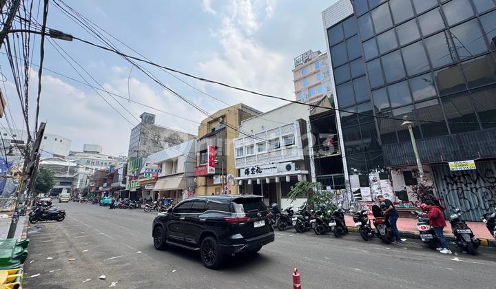 DIJUAL Ruko 5 Lantai lokasi Strategis dalam Komplek Melawai, Blok M - Jakarta Selatan  2