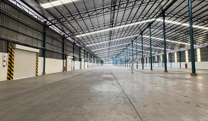 For Rent Logistics Warehouse in Cakung Area, East Jakarta