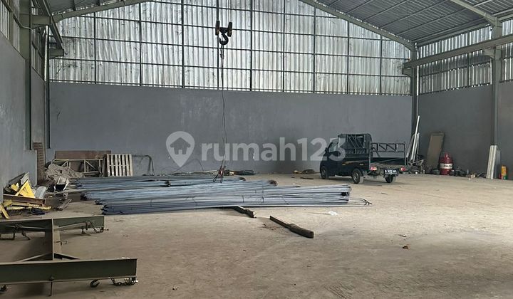 Disewakan Cepat Murah Siap Pakai Gudang di Komplek Pergudangan Kav Dpr Cipondoh Tangerang