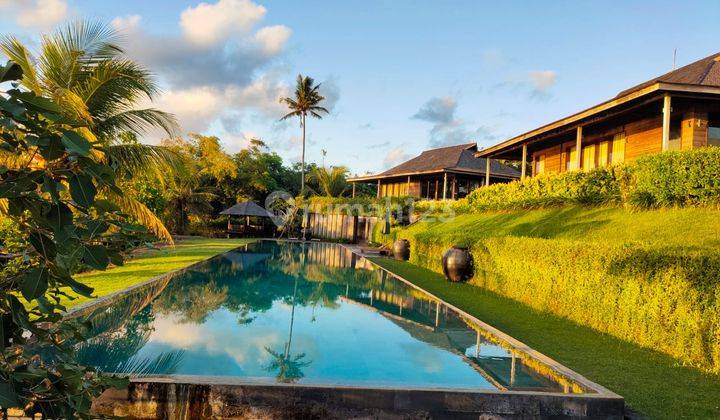 Di jual Luxury villa beach front tabanan Bali memiliki view emazing dan jarang ada.  7