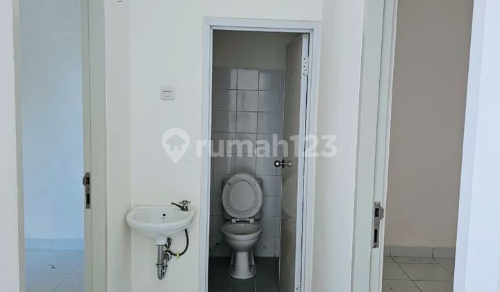 Dijual/di sewakan rumah di di Serpong Garden 2 , sudah renovasi. Hadap Timur 2