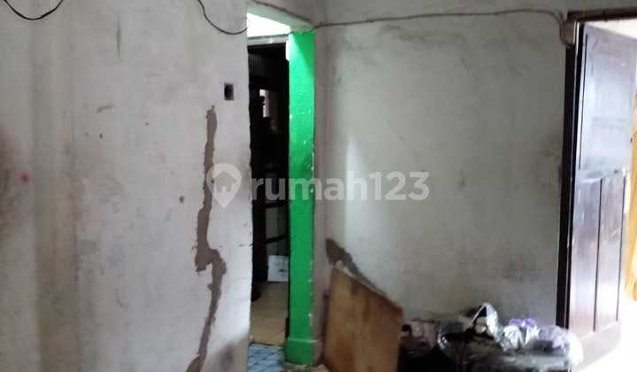 Di jual rumah tua hitung tanah di Mangga Besar cocok untuk kos. 2