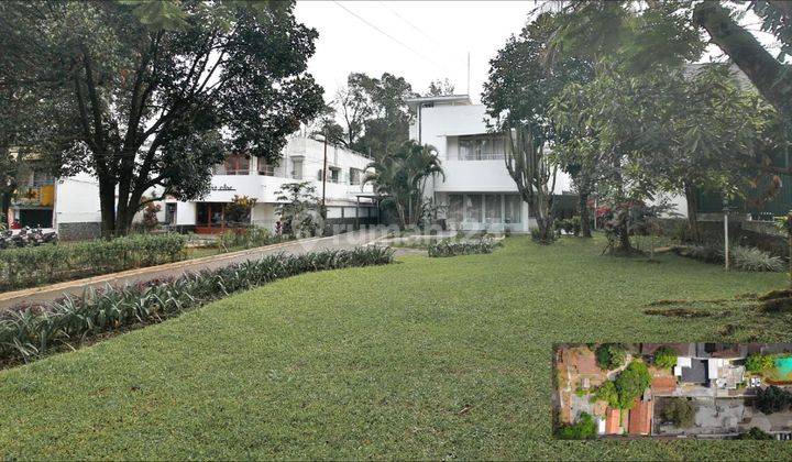 Rare Jarang Ada Dago Mainroad. Rumah Sangat Istimewa Terletak di Pusat Kota Dekat Ke Semua Aktifitas, Posisi Sangat Menyenangkan, Nuansa Kenyamanan Selalu Dalam Lingkungan Rumah
