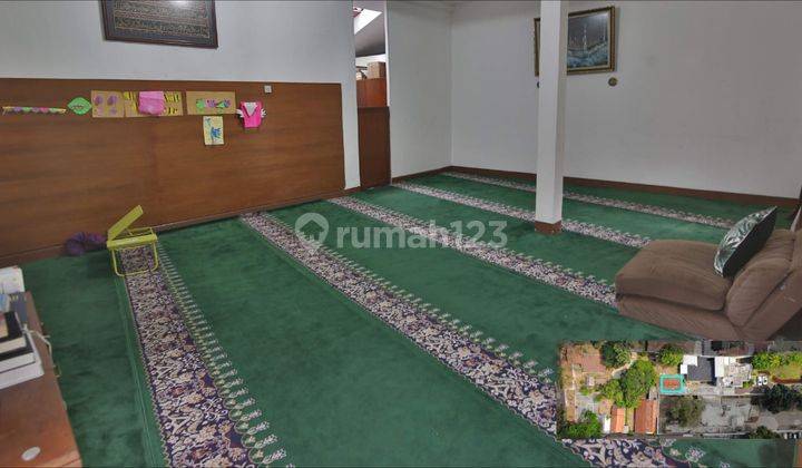 Rare Jarang Ada Dago Mainroad. Rumah Sangat Istimewa Terletak di Pusat Kota Dekat Ke Semua Aktifitas, Posisi Sangat Menyenangkan, Nuansa Kenyamanan Selalu Dalam Lingkungan Rumah