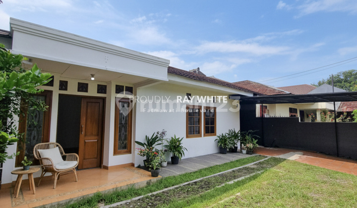 Dijual Rumah Lama Dalam Komplek Taman Lebak Bulus