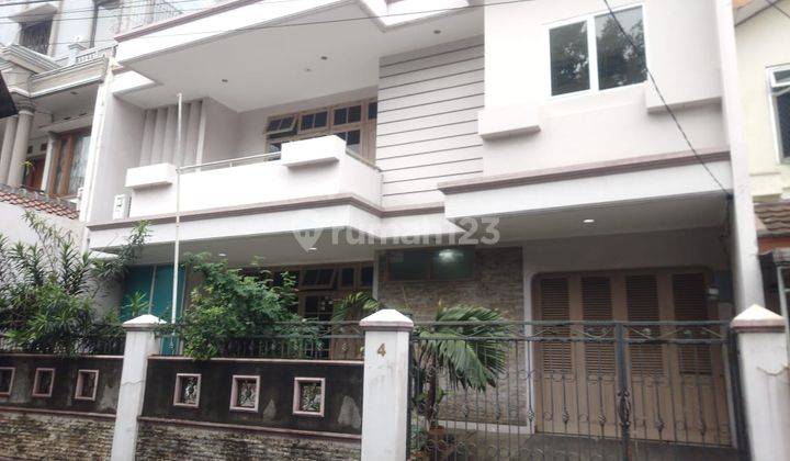 Tebet Rumah Di Jual Depan Taman 1