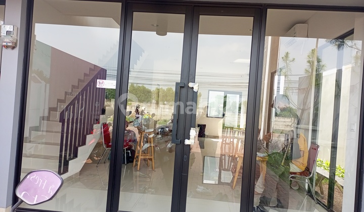 HIVE BOTANIC BERADA DI AREA PERUMAHAN PREMIUM DAN BISNIS BERPOTENSI MARKET YANG LUAS