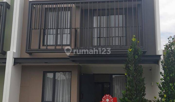 Strozzi Summarecon Serpong Rumah Attic Paling Laris 2