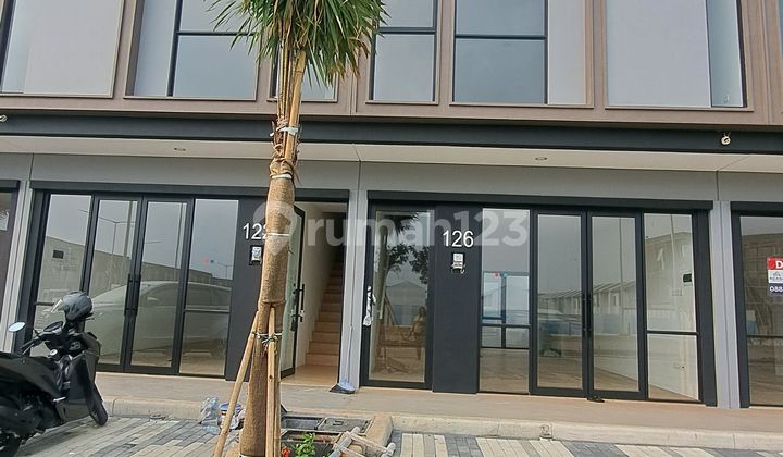 For Rent: 3-Story Shophouse, Excellent Condition, Prime Location in Business Ring 1, Only 5 Minutes to Gading Serpong Business Area, Tangerang