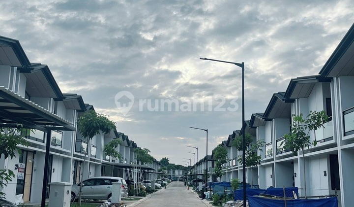 Dijual Rumah Mewah 2 Lantai Siap Huni Lokasi Strategis Hanya 1 Menit Menuju Toll Lippo Karawaci 2
