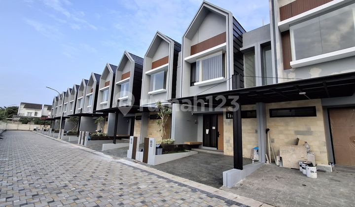 Dijual Rumah 2 Lantai Siap Huni Free Ppn 50% Sangat Mewah Area Strategis Hanya 15 Menit Ke Bandara Soekarno Hatta Tangerang Dijual Rumah 2 Lantai Siap Huni Free Ppn 50% Sangat Mewah Area Strategis Hanya 15 Menit Ke Bandara Soekarno Hatta Tangerang