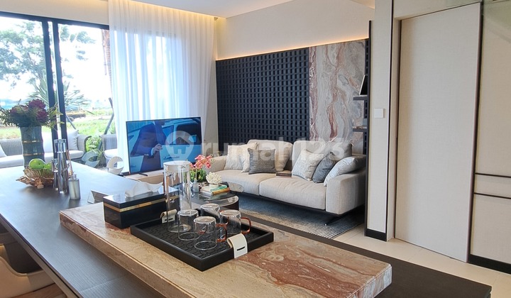 For Sale 2-Story Very Luxurious House with Bathroom in Every Room, Strategic Location Only 5 Minutes to Gading Serpong Tangerang