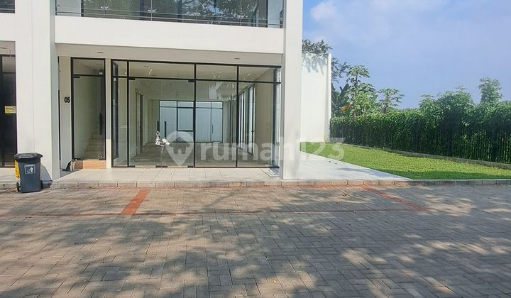 For Sale: 3-Story Hook-Shaped Shophouse Ready to Occupy, Highly Strategic Location Just 1 Minute to UPH University SPH and Lippo Karawaci Toll Road, Tangerang 2