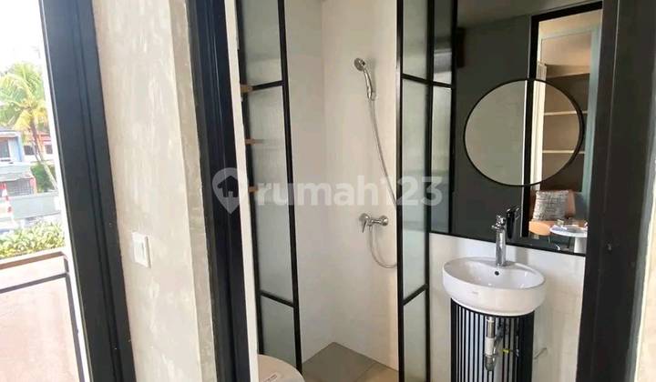 Dijual Rumah 2 Lantai Siap Huni Sangat Elegan Dengan 2 Kamar Tidur Lokasi Sangat Stategis Hanya 10 Menit Ke Universitas Pradita Umn Dan Mall Sms Gading Serpong Tangerang 2