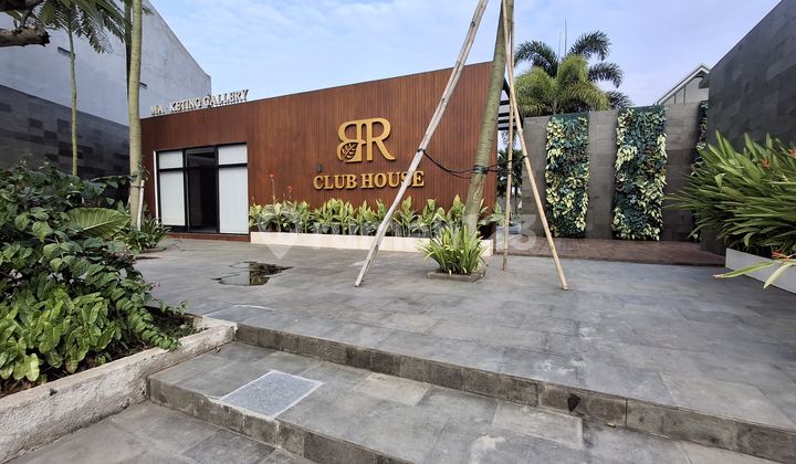 For Sale 2-Story House Ready to Occupancy Free 50% VAT Very Luxurious Strategic Area Only 15 Minutes to Soekarno Hatta Airport Tangerang 2