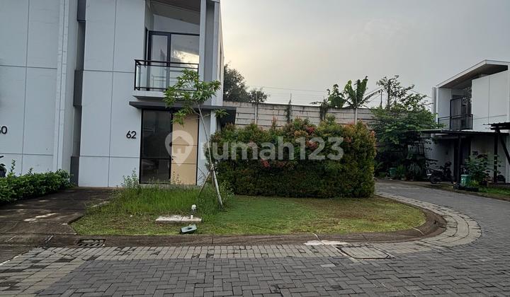Dijual Rumah Cendana Botanic Siap Huni 2 Lantai 2 Kamar Tidur Posisi Hook Lokasi Strategis Hanya 15 Menit Menuju Gading Serpong Bsd Tangerang
