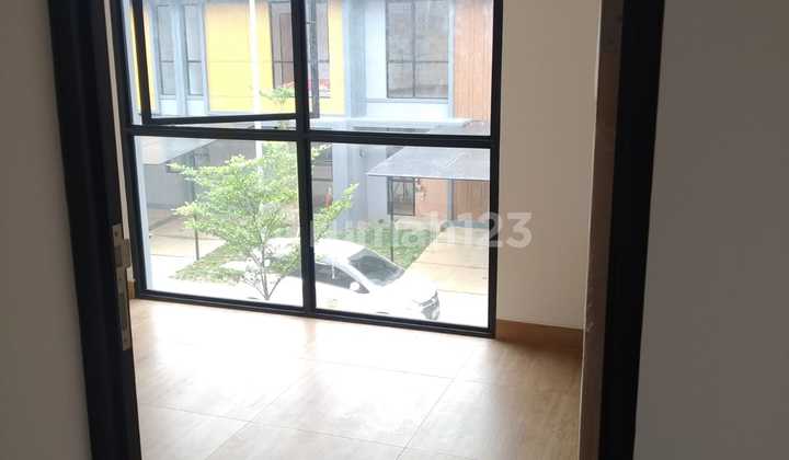 For Rent: 2-Story House in Strategic Cendana Hill Area, 7 Minutes to UPH and Super Mall Karawaci Tangerang 2