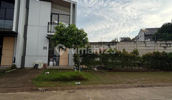 Dijual Cendana Botanic Rumah 2 Lantai dengan 2 Kamar Tidur Posisi Hook Lokasi Strategis Hanya 15 Menit ke Gading Serpong Bsd Tangerang