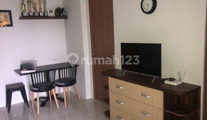 Apartemen 2 Br Green Lake View Full Furnish