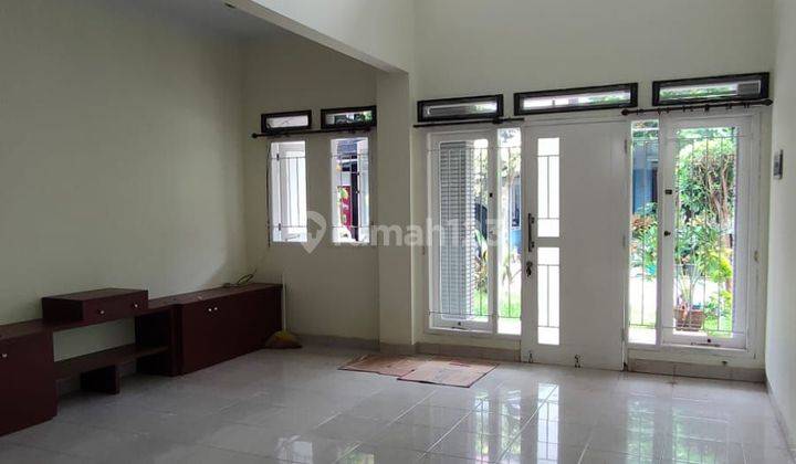 Rumah bagus SHM dalam komplek dekat sekolah Ricci bintaro 2