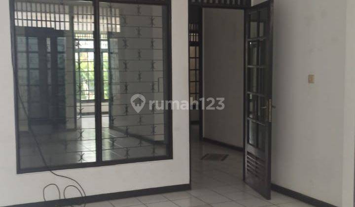 Rumah 2 Lantai Jakarta Selatan Dekat Mrt Dan Pusat Bisnis 2