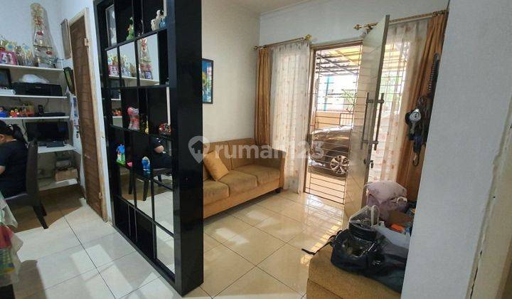 Turun Harga!!!! Rumah Puri Media Puri Kembangan Uk 8x18 Dua Lantai Semifurnished Lokasi Stategis Dan Premium  1