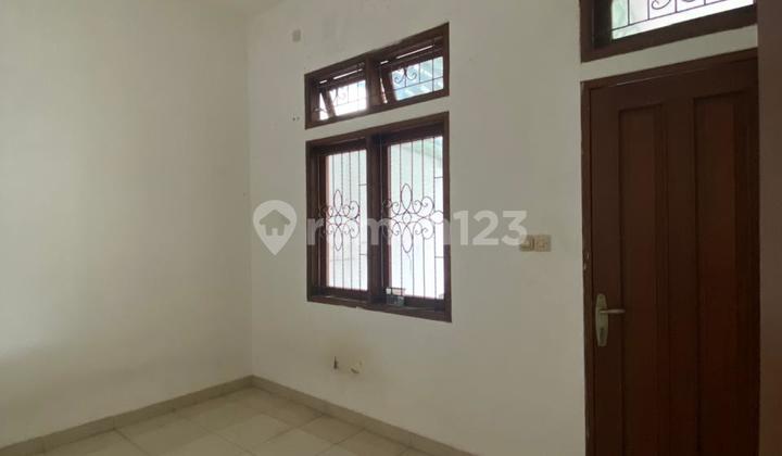 House in Radio Dalam, Land Area 176M, Price 7M, South Jakarta