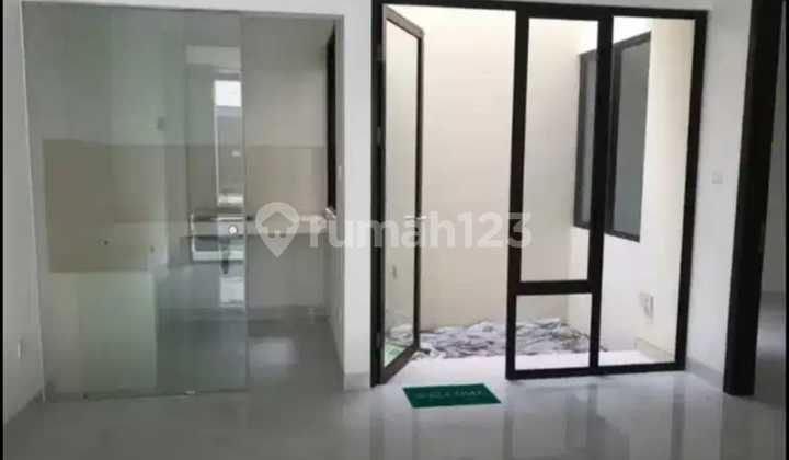 Lavon Swancity Allura 7 House, 106m², Price 875 million, Tangerang