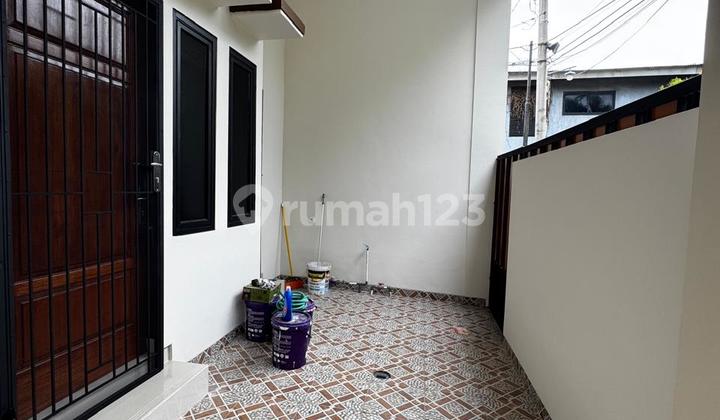 Simprug Poris Indah House, Land Area 98M, Price 1.25M, Cipondoh