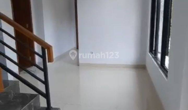 Rumah Baru Bagus Rapi 2 Lantai Uk 9x18, Kamar Tidur 4+1, Ada Kamar Tidur Pembantu Dan Kamar Mandi Pembantu  1