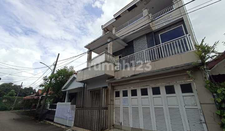 Rumah Griya Satwika Ciputat, Lt 108m, Hrg 1,5M, Tangerang Selatan