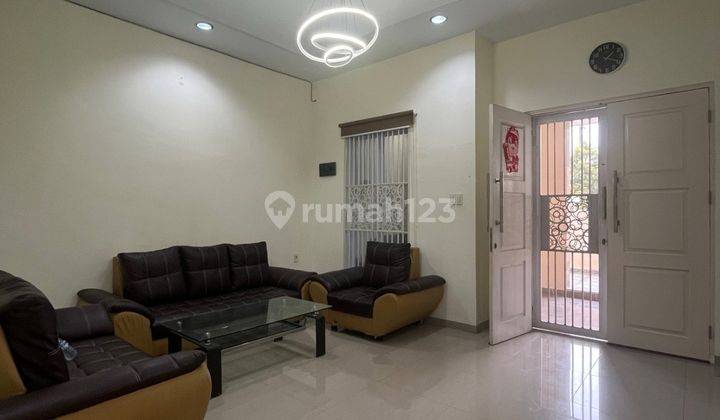 Rumah Sewa Villa 2 Lantai Komplek Mutiara Residence 2