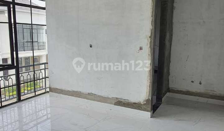 VILLA 2 LANTAI KOMPLEK JEWEL GARDEN DAERAH METEOROLOGI 2