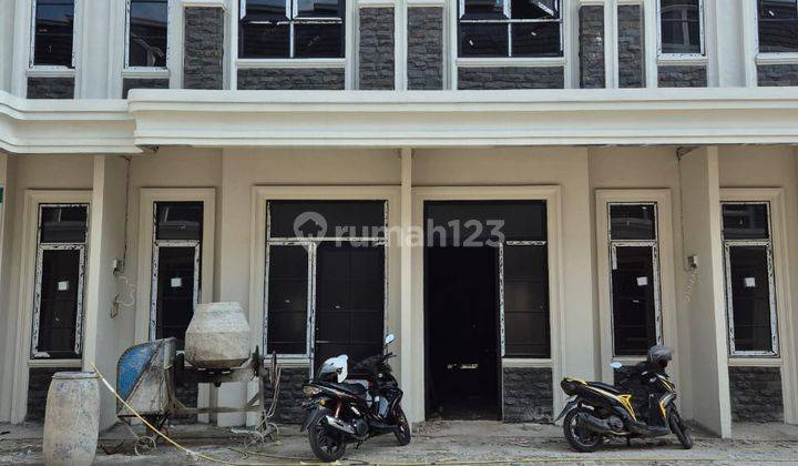 Jual Townhouse 2,5 Lantai Siap Kosong Komplek Grand Sidomulyo  2