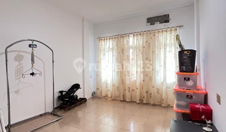 Jual Rumah Terawat Siap Huni Komplek Daerah Krakatau  2