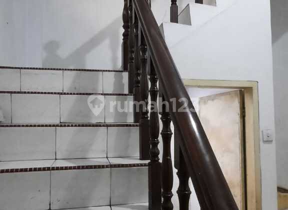 Dijual Ruko Siap Huni 2,5 lantai daerah Jalan BrigJend Zein Hamid Dijual Ruko Siap Huni 2,5 lantai daerah Jalan BrigJend Zein Hamid