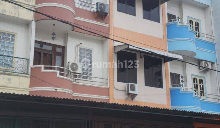 Dijual Ruko 3 Lantai Siap Huni Jalan Kakap 1