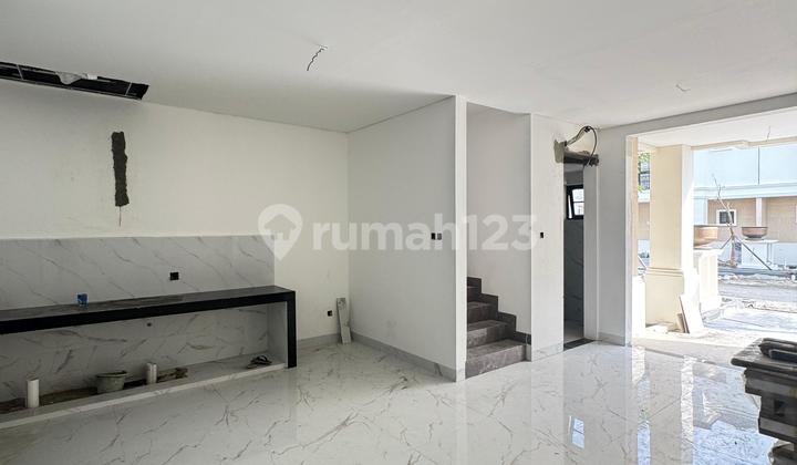 Jual Rumah Baru Posisi Hook Komplek Jewel Garden Jalan Meteorologi 2