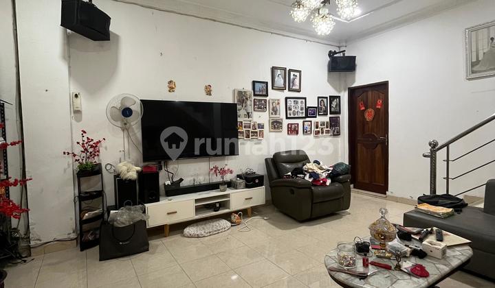 Townhouse 3,5 Lantai Siap Huni Daerah Kota Jl GB Josua 2