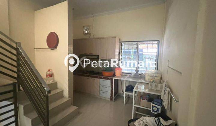 Dijual Rumah 2.5 Lantai Siap Huni Komplek Graha Sunggal 2