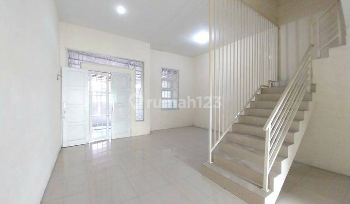 Disewa / Dijual Rumah Lokasi Strategis, Jl Karya Dalam, Medan 1