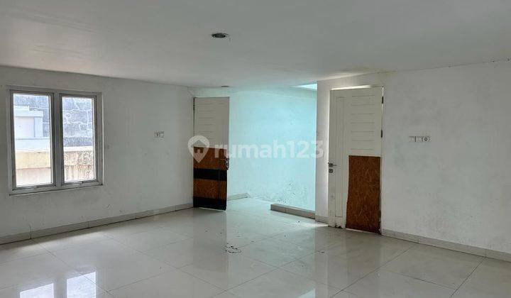 Dijual Rumah Komplek Cemara Kuta - Jalan Seminyak 2