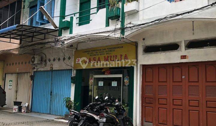 Dijual Ruko SHM Bagus Furnish di Yos Sudarso 1