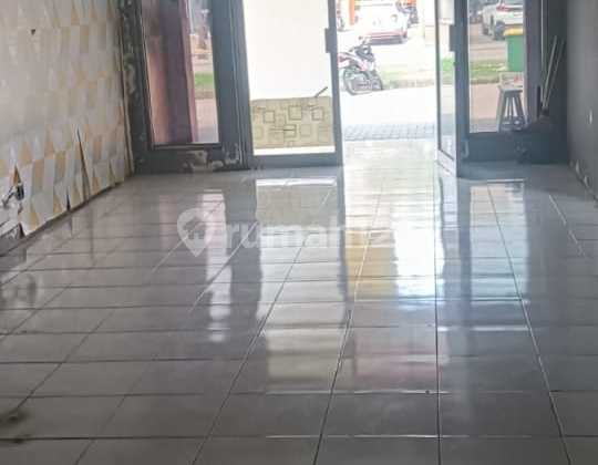 Ruko Sentra Niaga, Cikarang - 2.5 Lantai, Area Ramai Ruko Sentra Niaga, Cikarang - 2.5 Lantai, Area Ramai