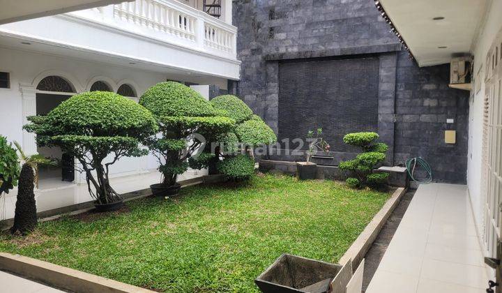 Rumah Hoek Unfurnished Di Duren Sawit Jakarta Timur 1